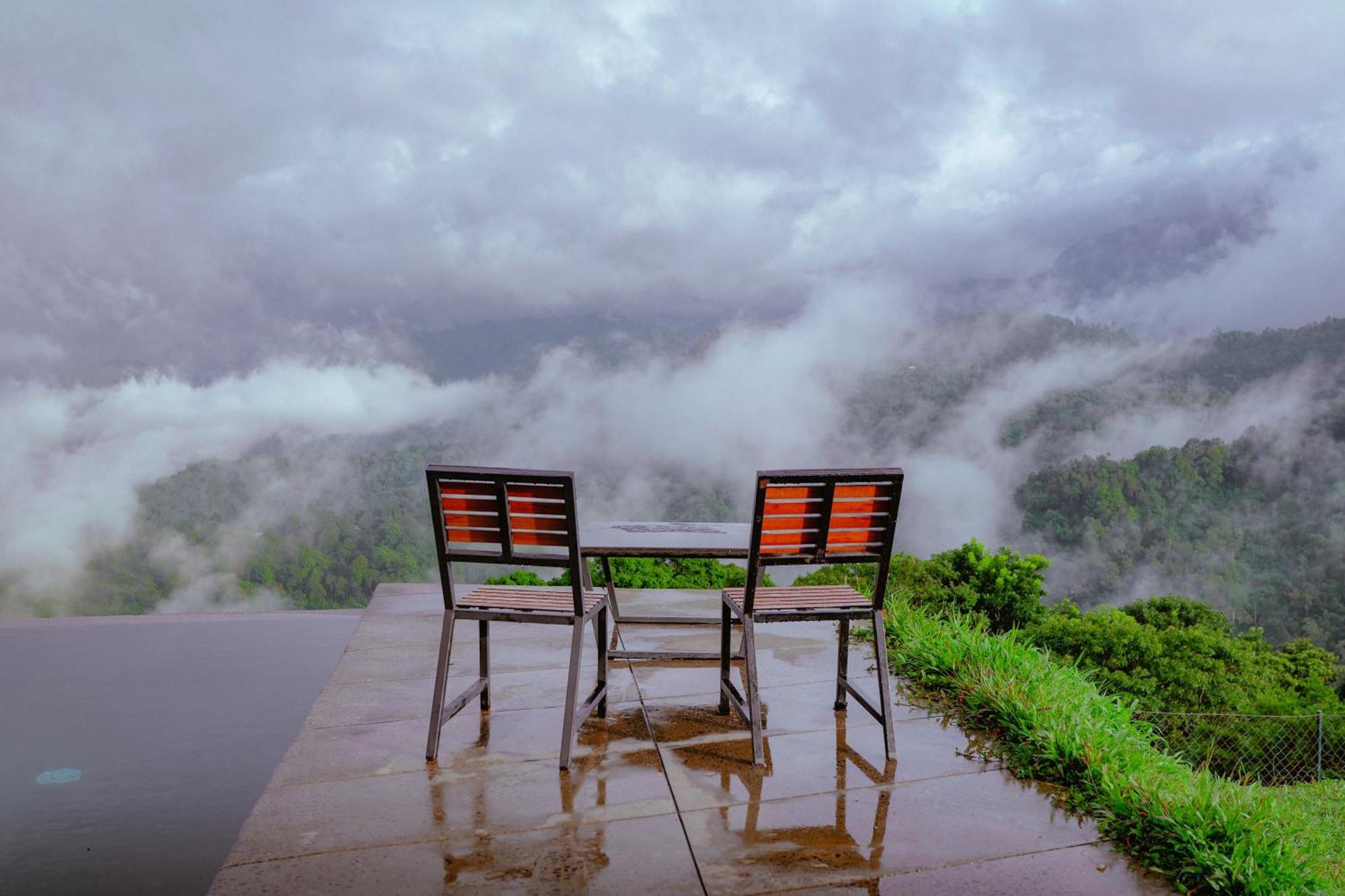 Haze And Kites Resort Munnar Exterior foto